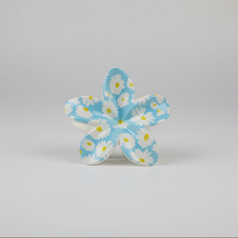 WhatsApp_Image_2026-02-24_at_10.52.06_PM Gancho de cabello tropical margarita celeste - Imagen 1