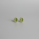 Arete pequeño ovalado verde lima plata 925