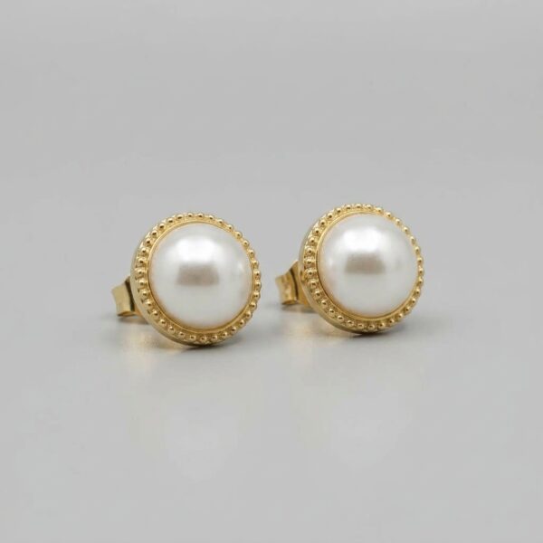 Aretes Topo Perla con Bisel Punteado Dorado y Poste en Plata S925