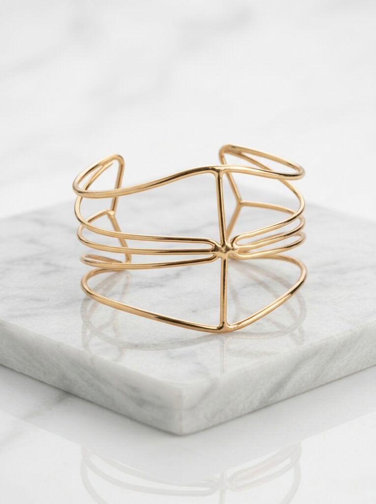 Pulsera Brazalete Abierta Ancha de Aleación Dorada